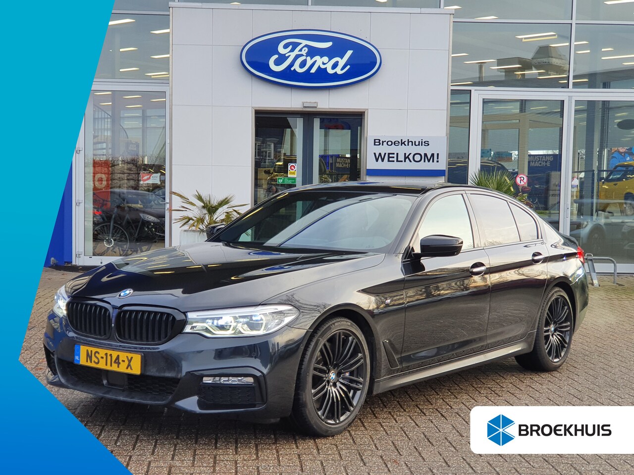 BMW 5-serie - 540i xDrive High Executive | M-Sport | Panoramadak | Trekhaak | Adap. Cruise - AutoWereld.nl