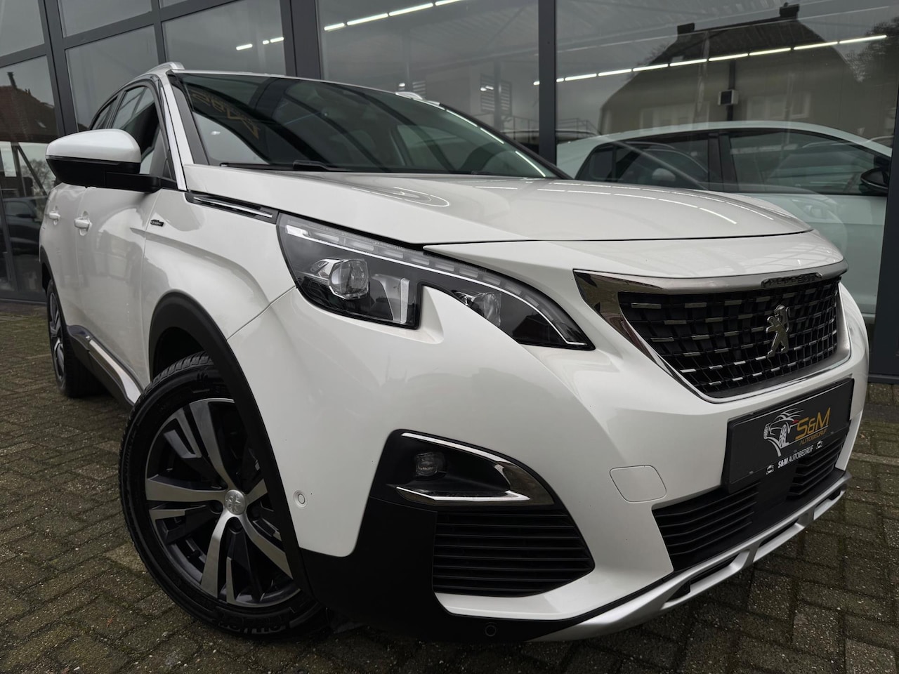 Peugeot 3008 - 1.2 PureTech GT Line 1.2 PureTech GT Line - AutoWereld.nl