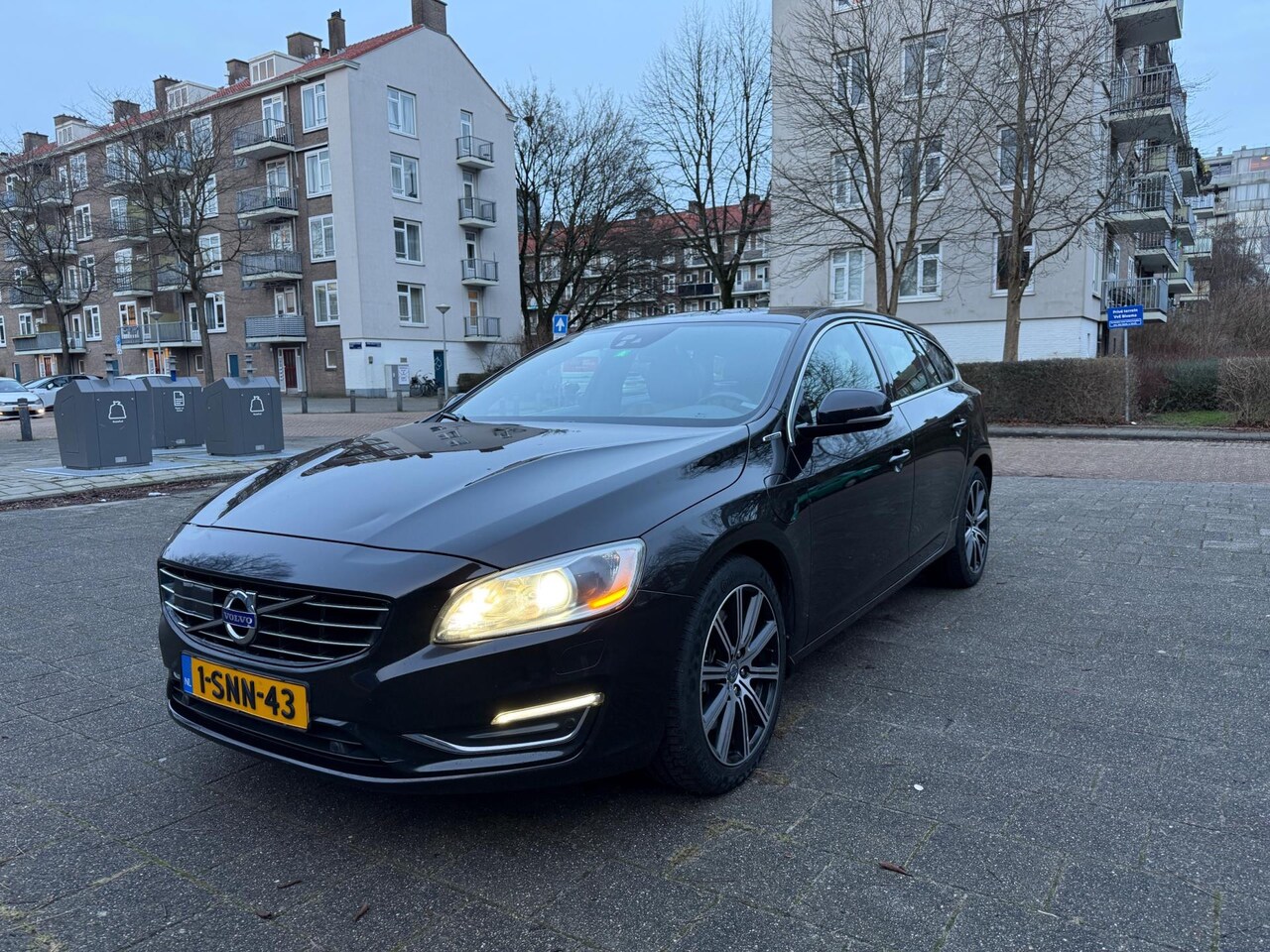 Volvo V60 - 2.4 D6 AWD Plug-In Hybrid Summum 2.4 D6 AWD Plug-In Hybrid Summum - AutoWereld.nl