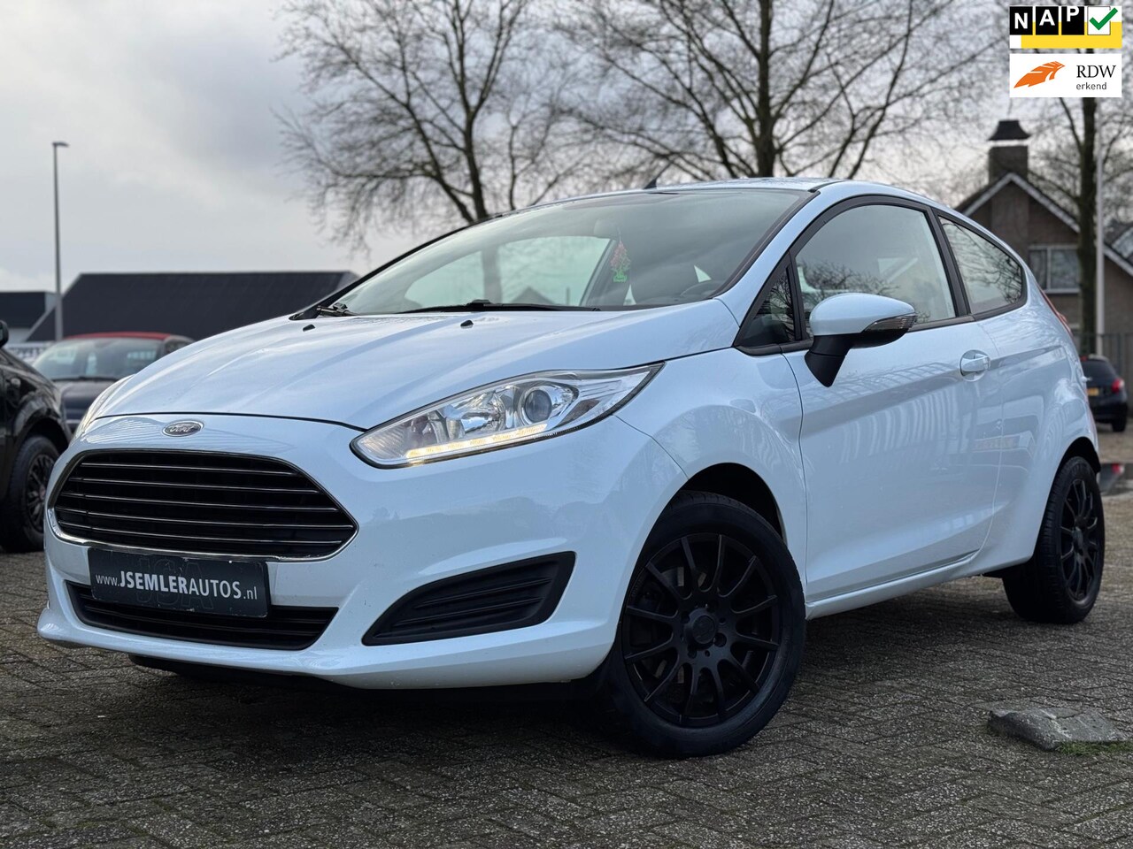 Ford Fiesta - 1.25 BLACK&WHITE AIRCO PDC APK 2026 4 CILINDER - AutoWereld.nl