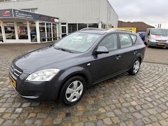 Kia Cee'd Sporty Wagon - 1.4 CVVT X-tra