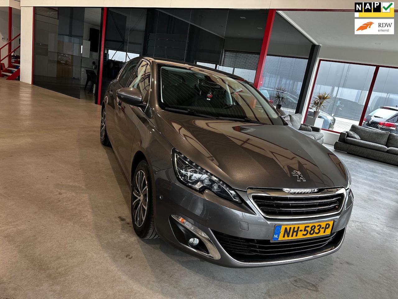 Peugeot 308 - 1.6 BlueHDi Allure / 5-Drs / Trekhaak / Navi / Clima / Cruise / PDC / Stoelverwarming / AP - AutoWereld.nl