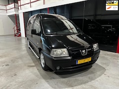 Peugeot Expert - 230C 2.0 HDI Avantage / Airco / Trekhaak / 2x Schijfdeur / 3 -Ziter /