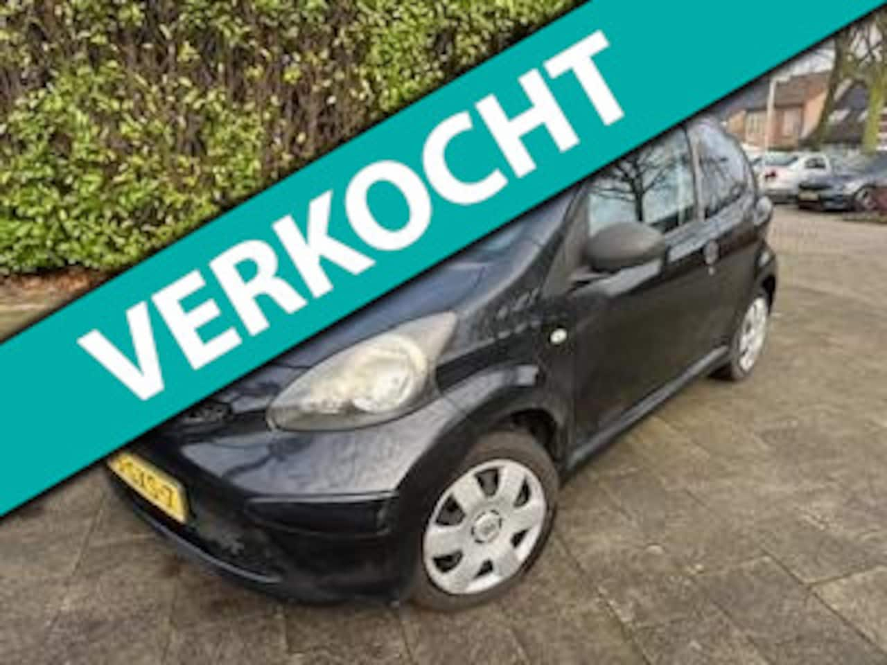 Toyota Aygo - MET AIRCO & APK TOT 15-11-2025! - AutoWereld.nl