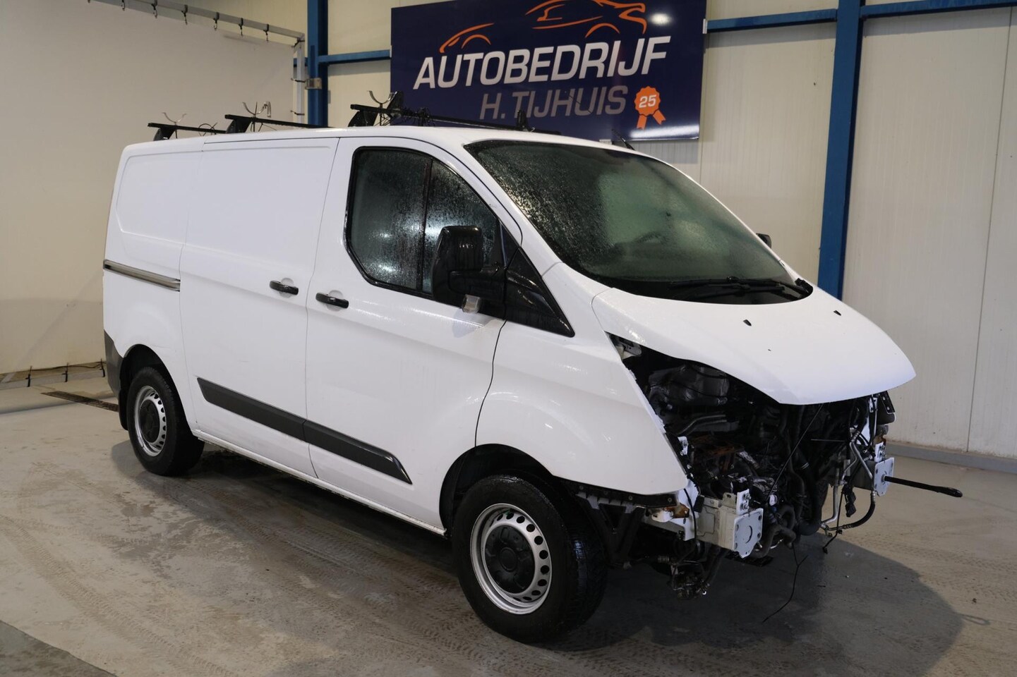 Ford Transit Custom - 270 2.0 TDCI L1H1 > MOTOR DEFECT < - AutoWereld.nl