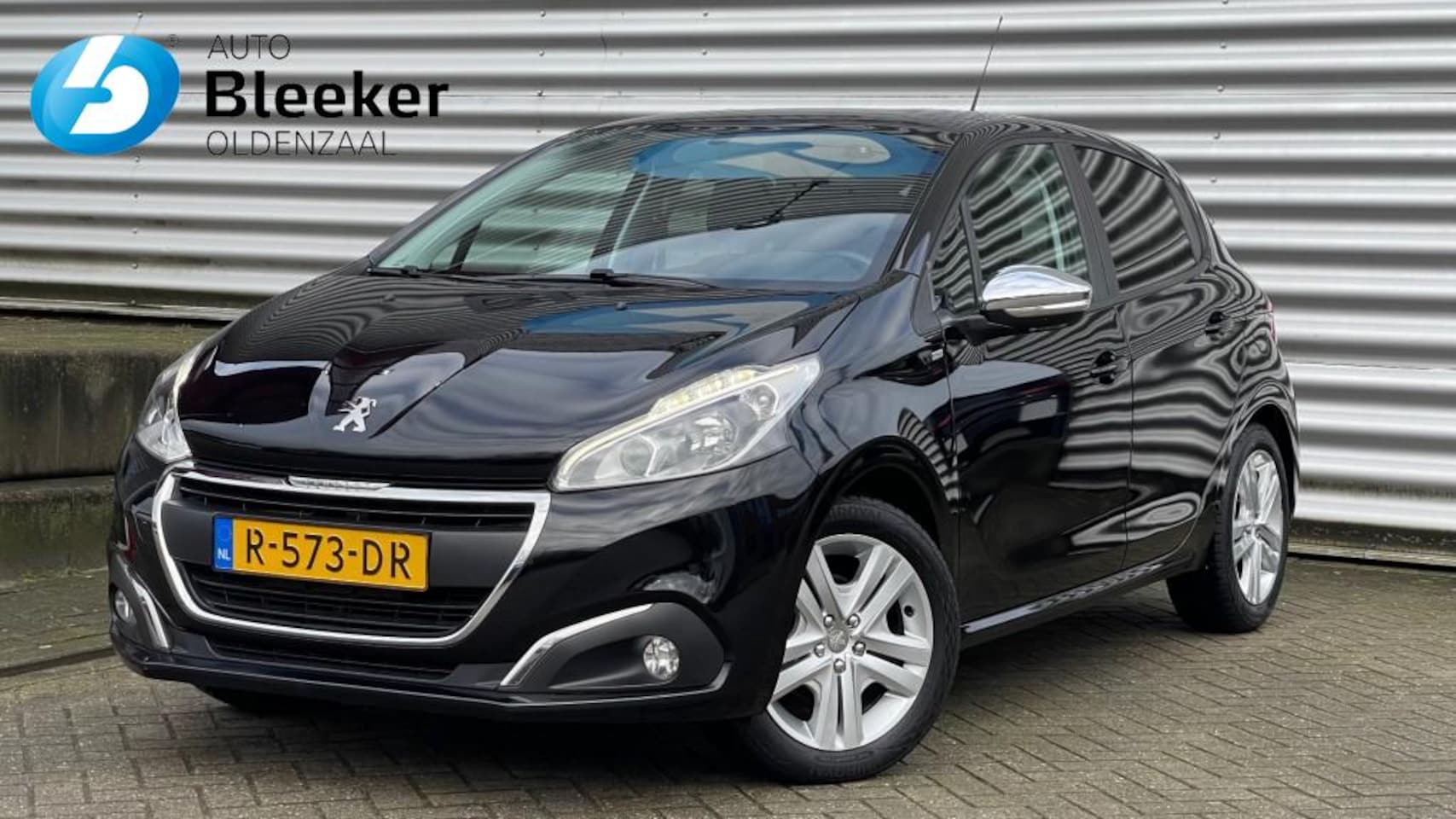 Peugeot 208 - 1.2 PURETECH Active Nieuwe Riem Carplay Airco Cruise PDC DAB - AutoWereld.nl