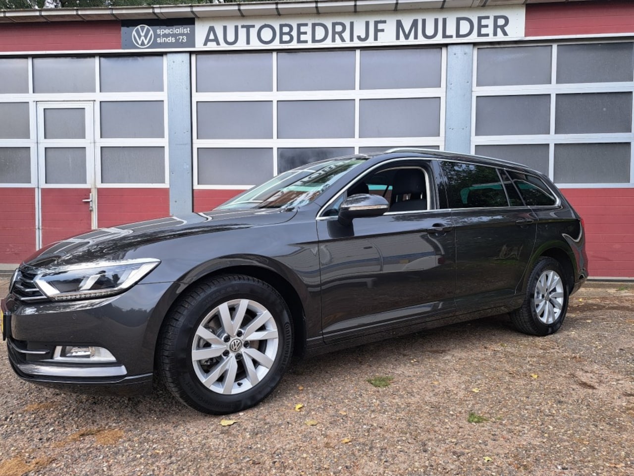 Volkswagen Passat Variant - Variant 1.6 TDI 120 Pk Bmt Comfortl. Bs ECC PDC - AutoWereld.nl