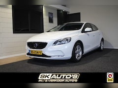 Volvo V40 - 1.6 T3 KINETIC NAP CAMERA NAVI TREKHAAK CLIMA ALL-IN PRIJS