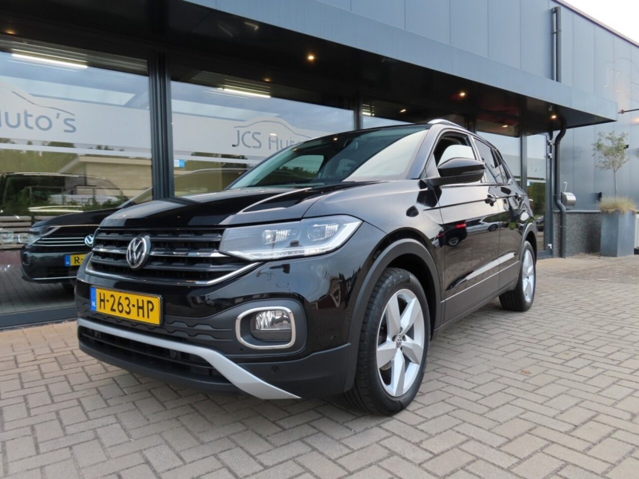 Volkswagen T-Cross - 1.0 TSI Aut. Style Ecc Navi Adapt Cruise Led 2020 - AutoWereld.nl