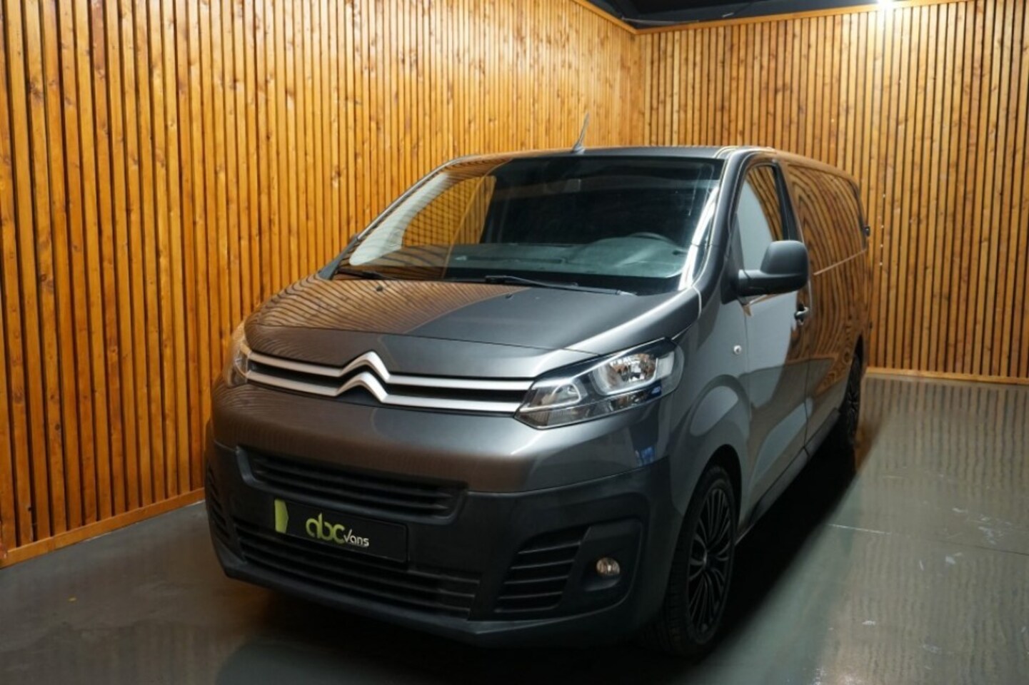 Citroën Jumpy - 2.0 BlueHDI 120PK XL - L3/ AIRCO/ NAVI - AutoWereld.nl