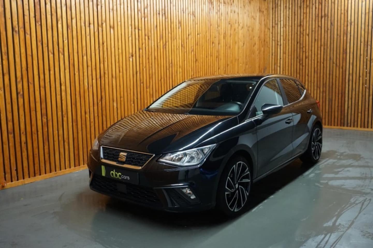 Seat Ibiza - 1.0 MPI REFERENCE/ CLIMA/ NAVI - AutoWereld.nl