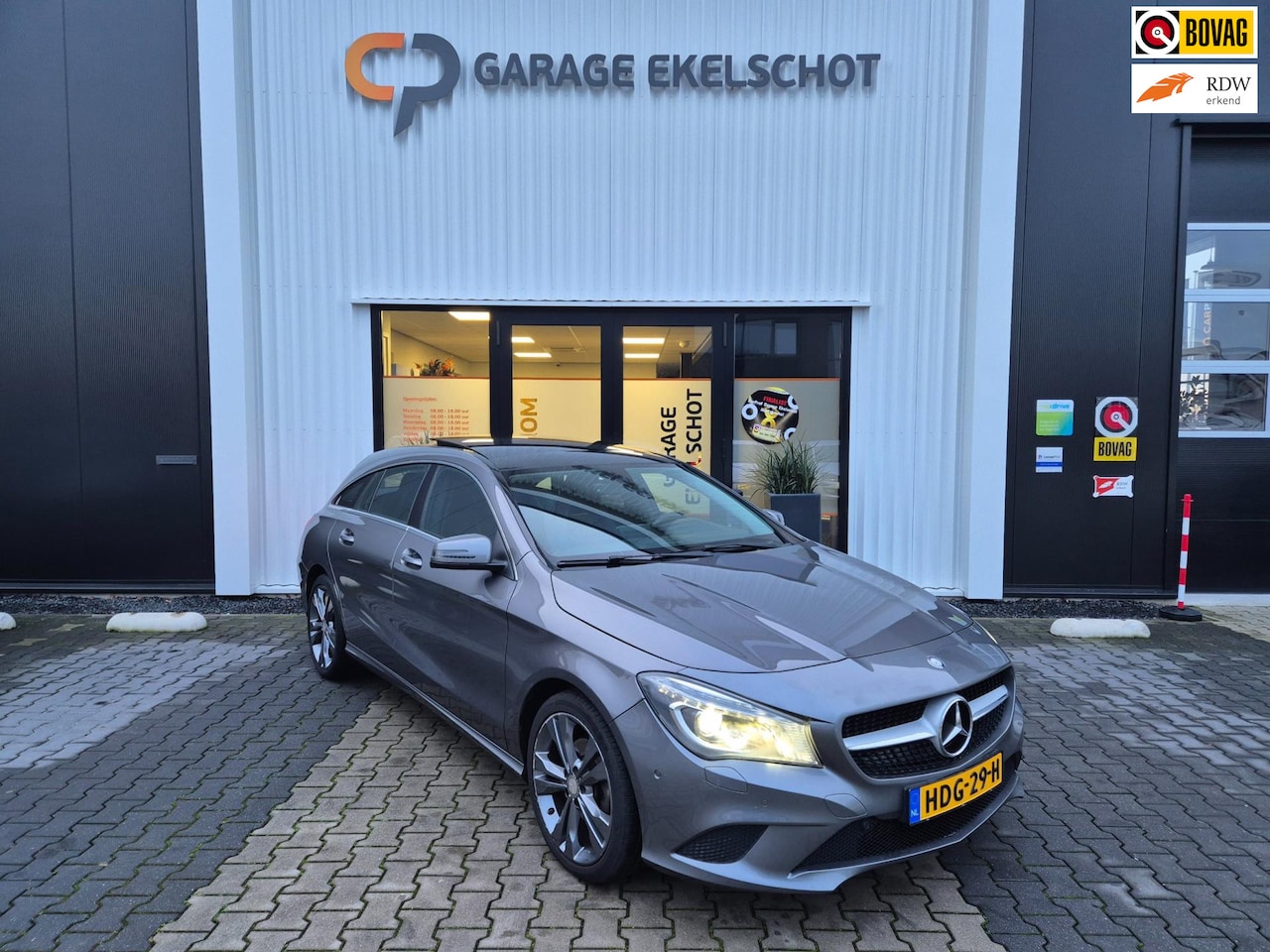 Mercedes-Benz CLA-klasse Shooting Brake - 180 Carplay/Leer/Panodak - AutoWereld.nl