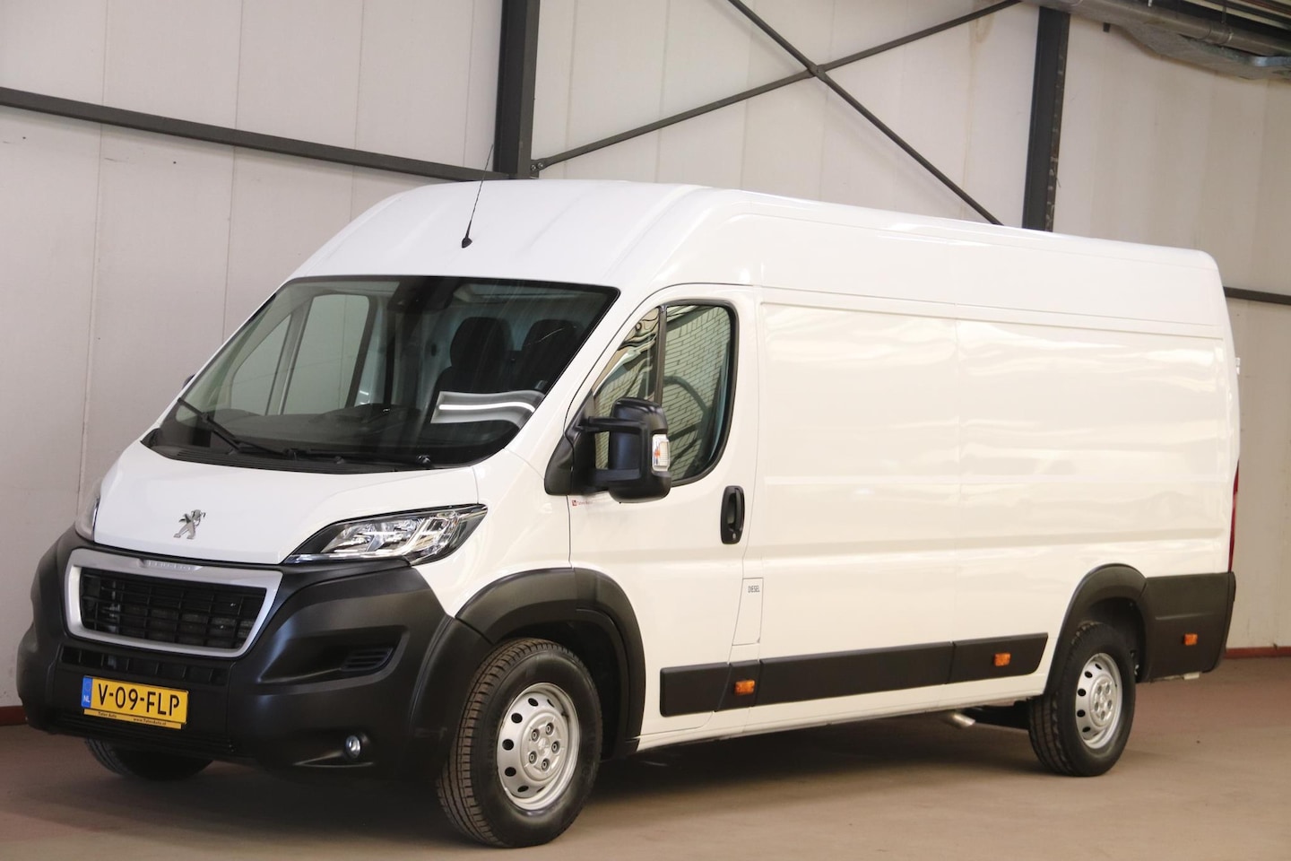 Peugeot Boxer - L4H2 FINANCIAL LEASE 319 EURO PER MAAND - AutoWereld.nl