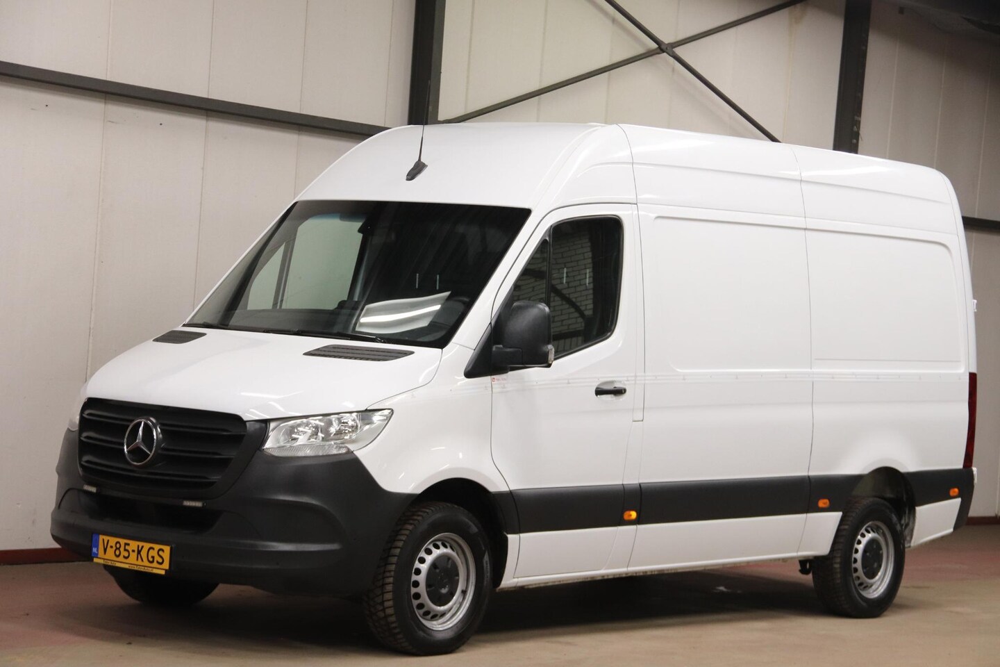 Mercedes-Benz Sprinter - 316 2.2 CDI L2H2 Financial lease 395 euro P/M Mercedes-Benz Sprinter 316 2.2 CDI L2H2 EURO - AutoWereld.nl