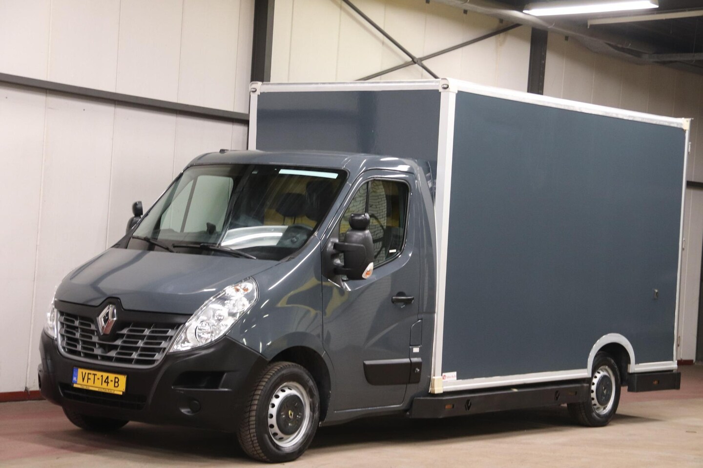 Renault Master - AUTOMAAT LOWLINER Financial Lease 295 euro p/m - AutoWereld.nl