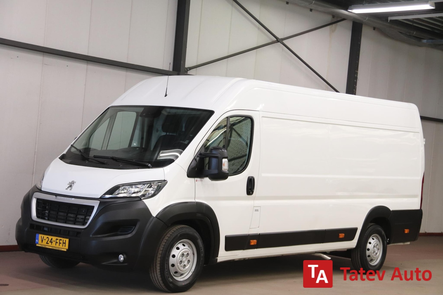 Peugeot Boxer - 2.2 BlueHDi L4H2 AIRCO CRUISE CONTOL EURO 6 - AutoWereld.nl