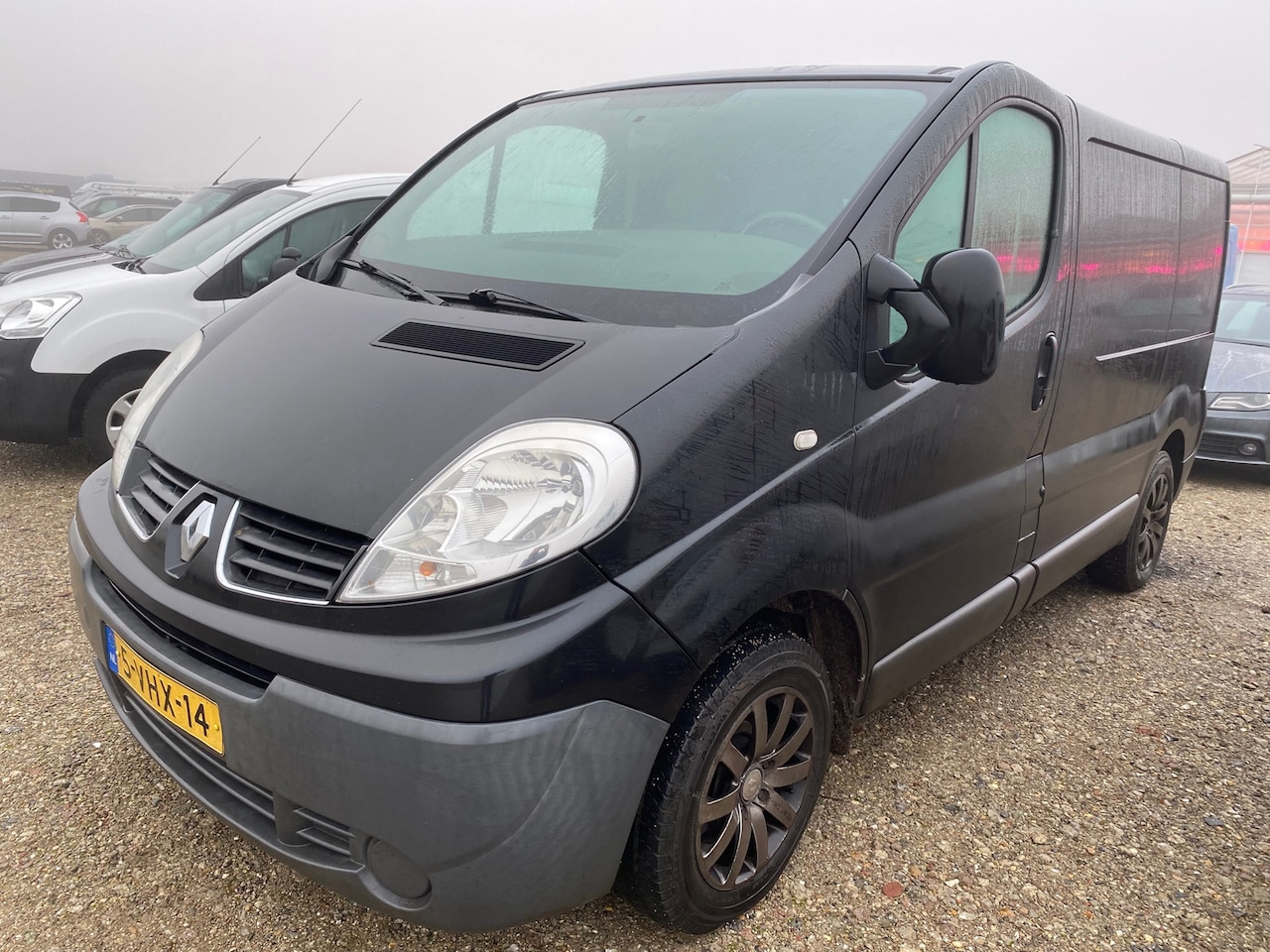 Renault Trafic - 2010 * 2.0 dCi T27 L1H1 EURO 5* KOPPELING DEFECT !! - AutoWereld.nl