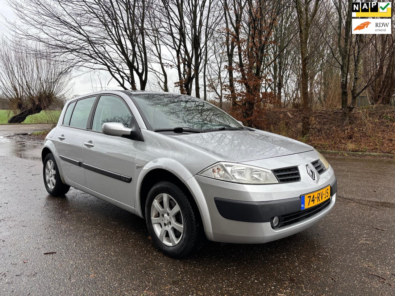 Renault Mégane - 1.6-16V Privilège Luxe | 1e eig.| NAP! | CLima| APK 10-2025 - AutoWereld.nl