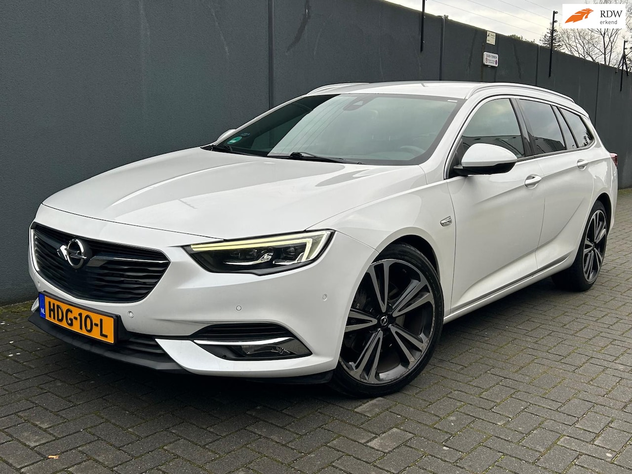 Opel Insignia - 2.0 Turbo 4x4 Innovation / Goed Onderhouden / Full - AutoWereld.nl