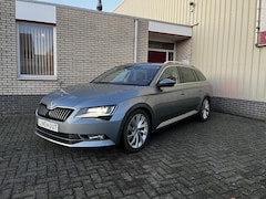 Skoda Octavia Combi - 1.4 TSI Greentech Style Businessline AUTO.TREKHAAK