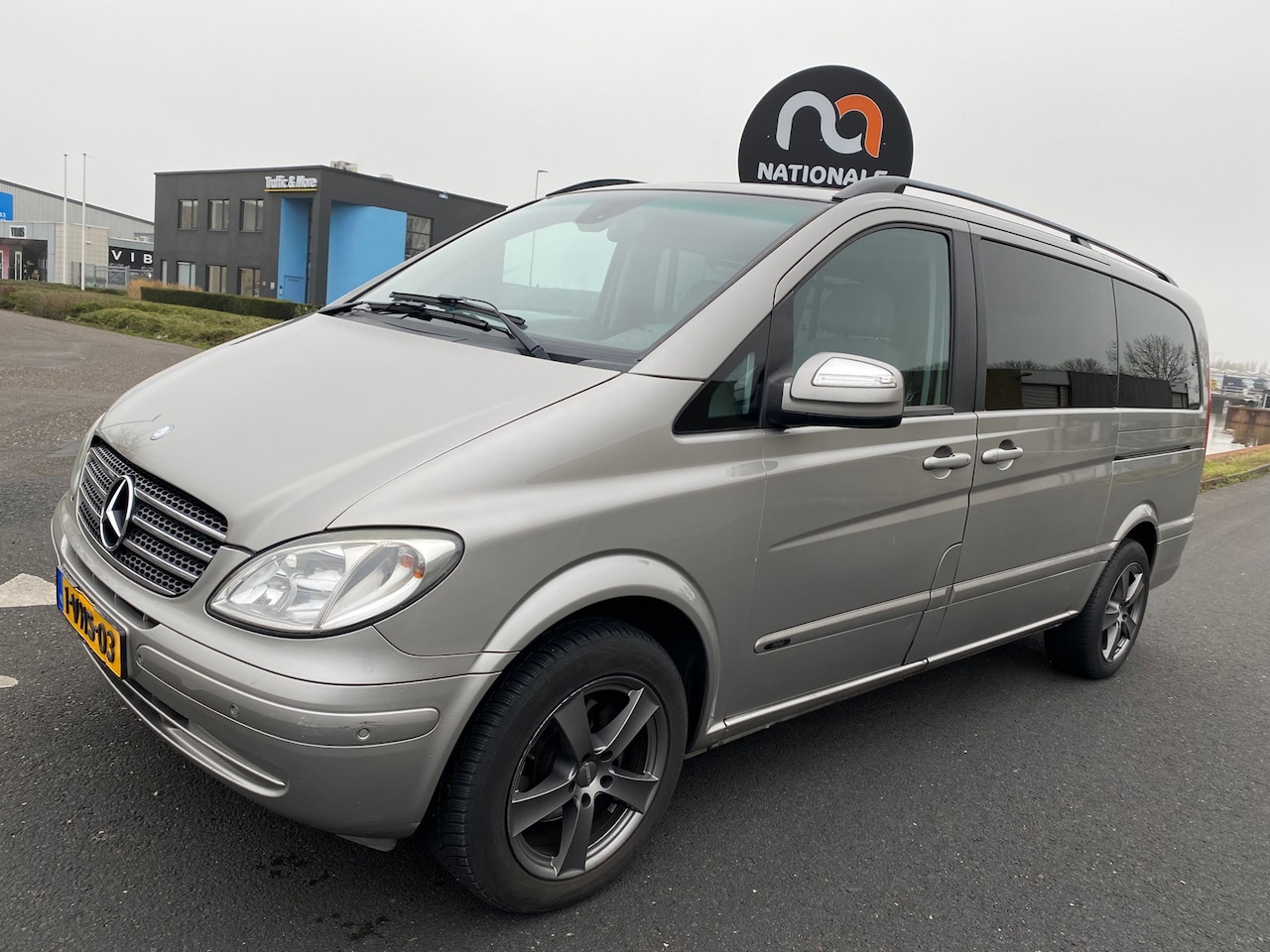 Mercedes-Benz Viano - 2010 * 3.0 CDI V6 * AUTOMAAT * APK * TOP BUS!!! - AutoWereld.nl