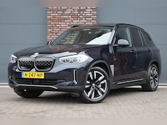 BMW iX3 - Executive 80 kWh | Adaptieve Cruise Control | Panoramadak | Memory | Leder | Connected Pro