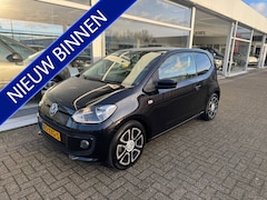 Volkswagen Up! - 1.0 high up BlueMotion 1e eigenaar | Airco | Start/ Stop functie | Elektrische ramen | APK