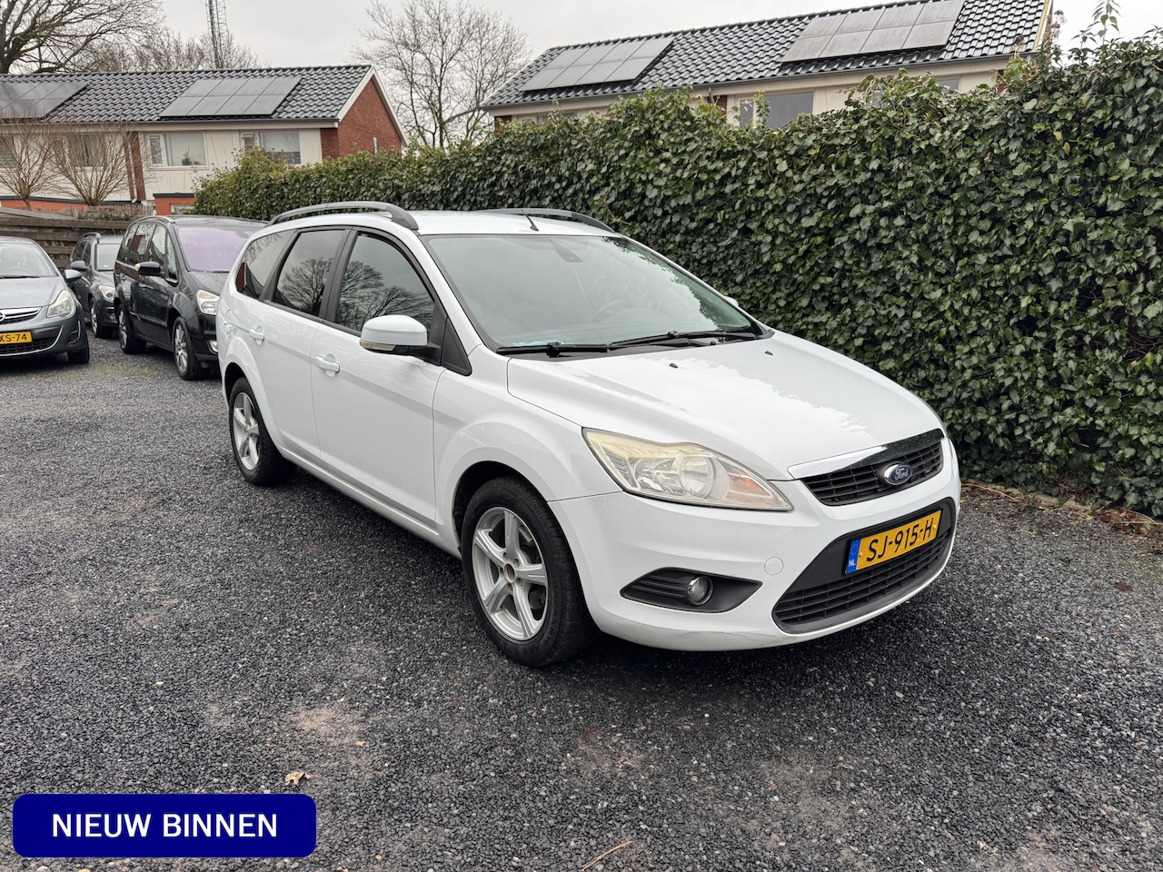 Ford Focus Wagon - 1.6 Trend | Airco | Cruise Control | Elekt. Ramen | LMV | Trekhaak | Privacy Glass | APK t - AutoWereld.nl