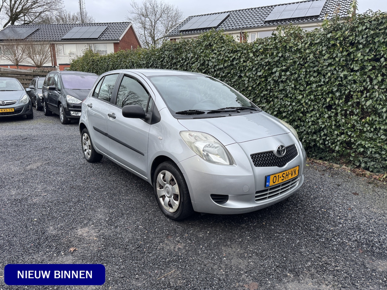 Toyota Yaris - 1.0 VVTi Terra | Airco | Elekt. Ramen | 5 Deuren | APK tot 29-10-2025! - AutoWereld.nl