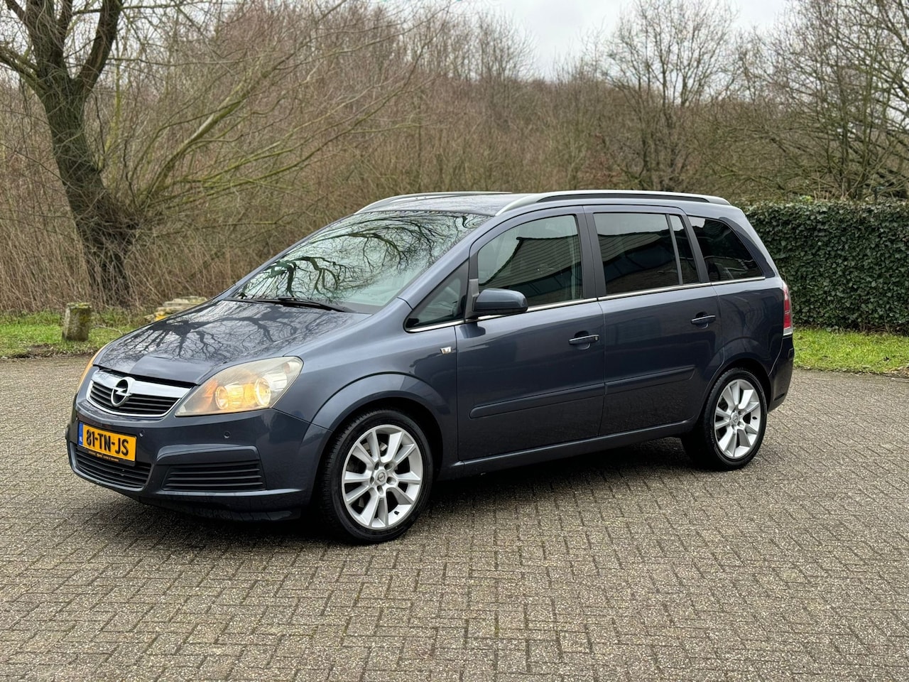 Opel Zafira - 2.2 Cosmo 7PERSOONS I TREKHAAK I PDC I CRUISE I NL AUTO - AutoWereld.nl