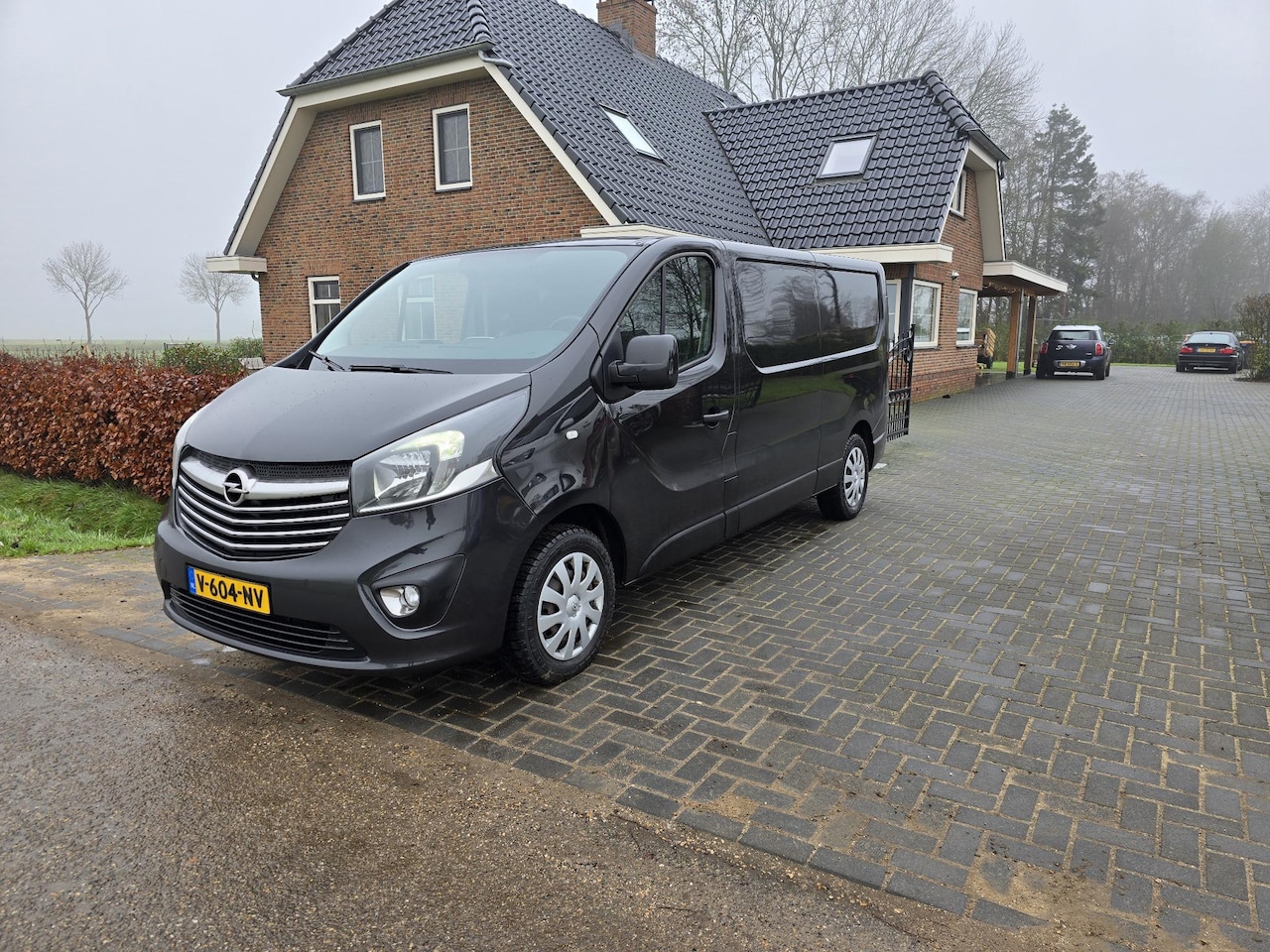 Opel Vivaro - 1.6 CDTI L2H1 Sport 1.6 CDTI L2H1 Sport - AutoWereld.nl