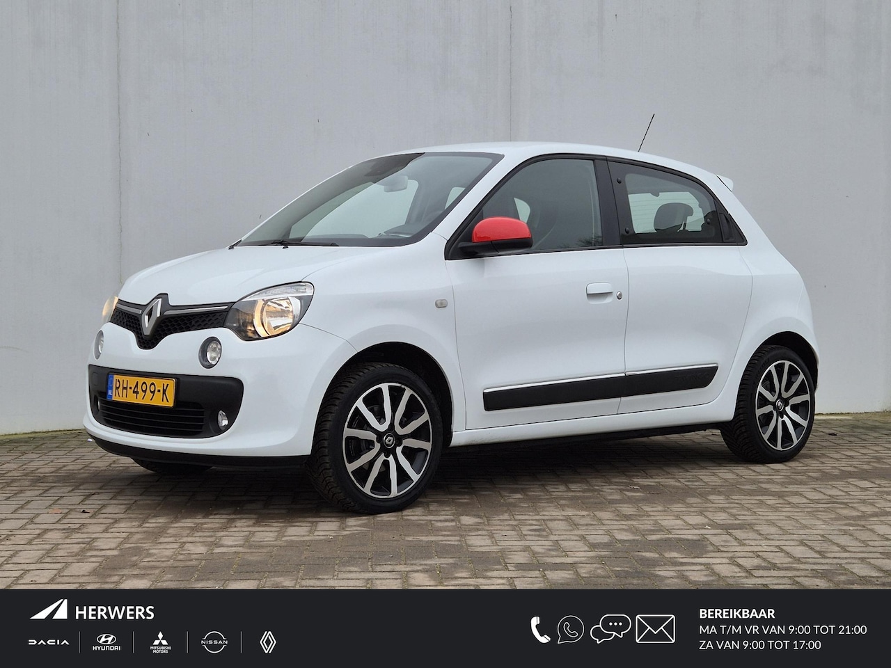 Renault Twingo - 1.0 SCe Intens Automaat / 16" Lichtmetalen Velgen / Navigatie / Achterruitrijcamera / All - AutoWereld.nl