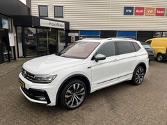 Volkswagen Tiguan Allspace - 2.0 TDI 4Motion Highline R line Tiguan Allspace 2.0 TDI 4Motion Highline Standkachel