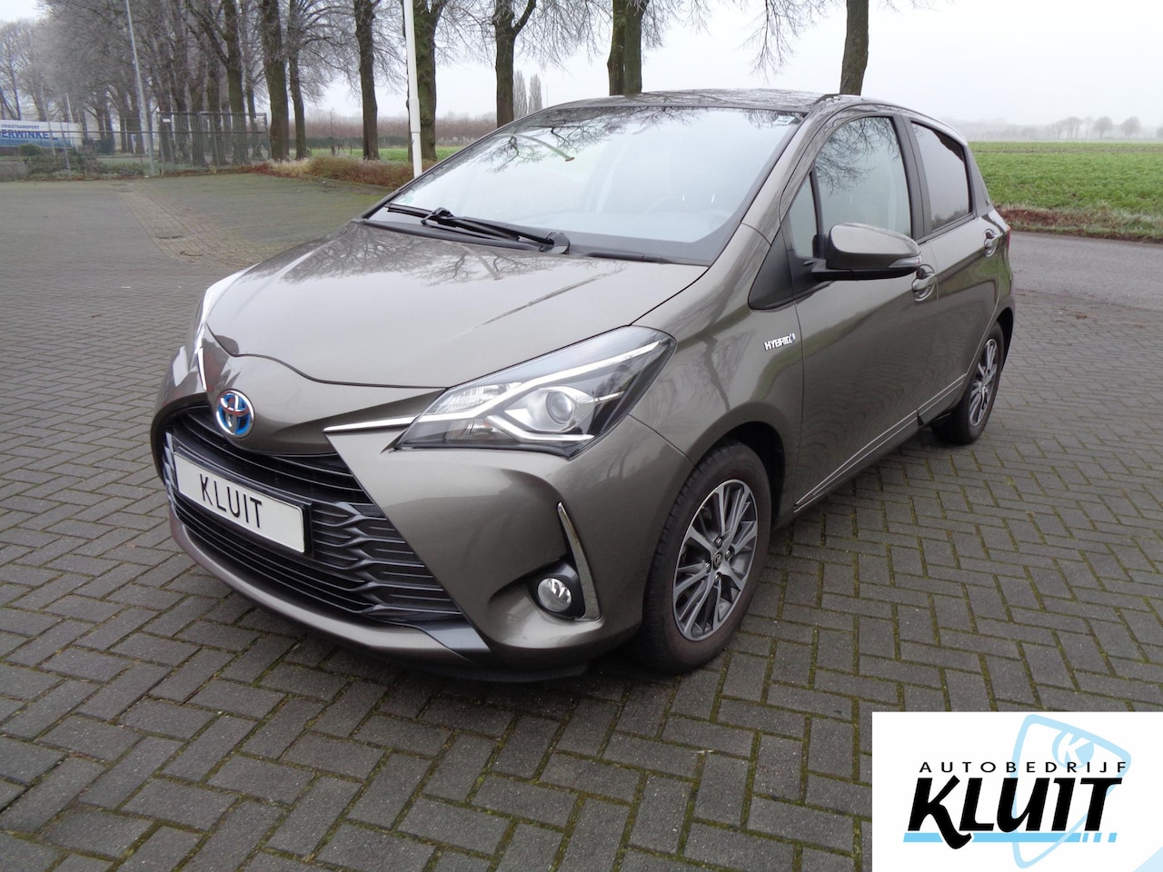 Toyota Yaris - 1.5 Hybrid Y20 Stoelverwarming Achteruitrijcamera - AutoWereld.nl