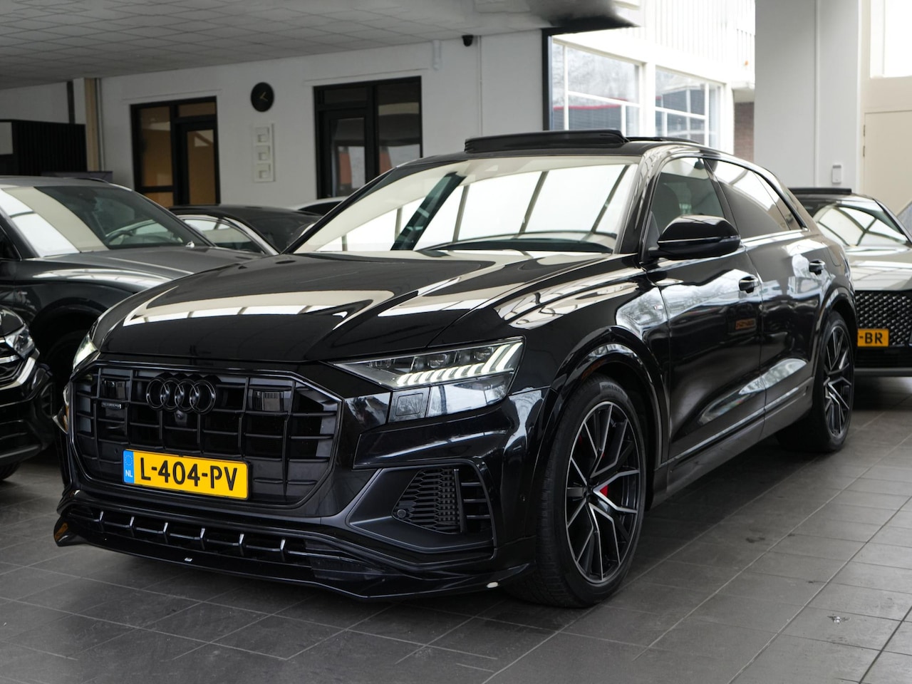 Audi Q8 - 55 TFSI e Quattro | NL | ABT | 3X S-LINE | PANO | 360° CAMERA | SFEER - AutoWereld.nl