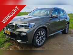 BMW X5 - xDrive45e High Executive Panorama dak / Trekhaak / M-sport / Sky lounge / Harman Kardon