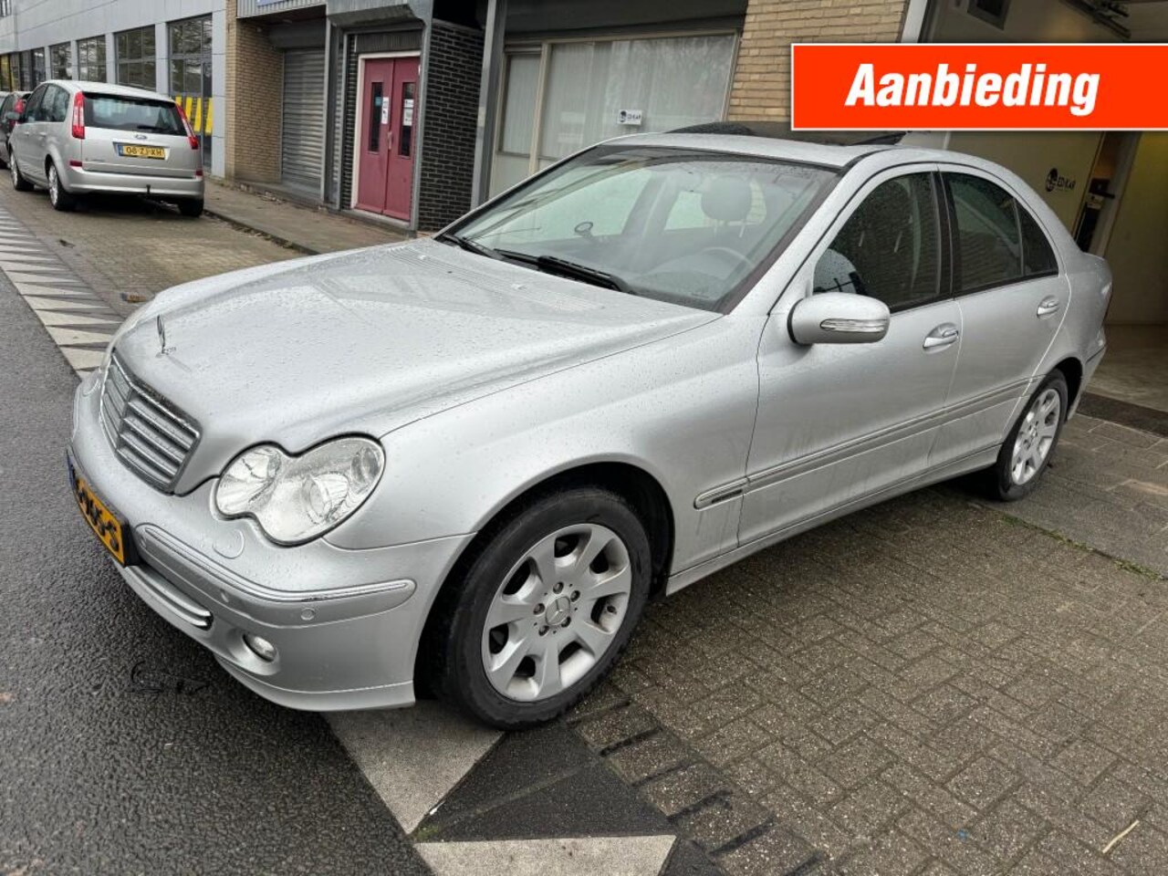 Mercedes-Benz C-klasse - 180 K. Elegance SCHUIFDAK PDC NETTE AUTO N. APK - AutoWereld.nl