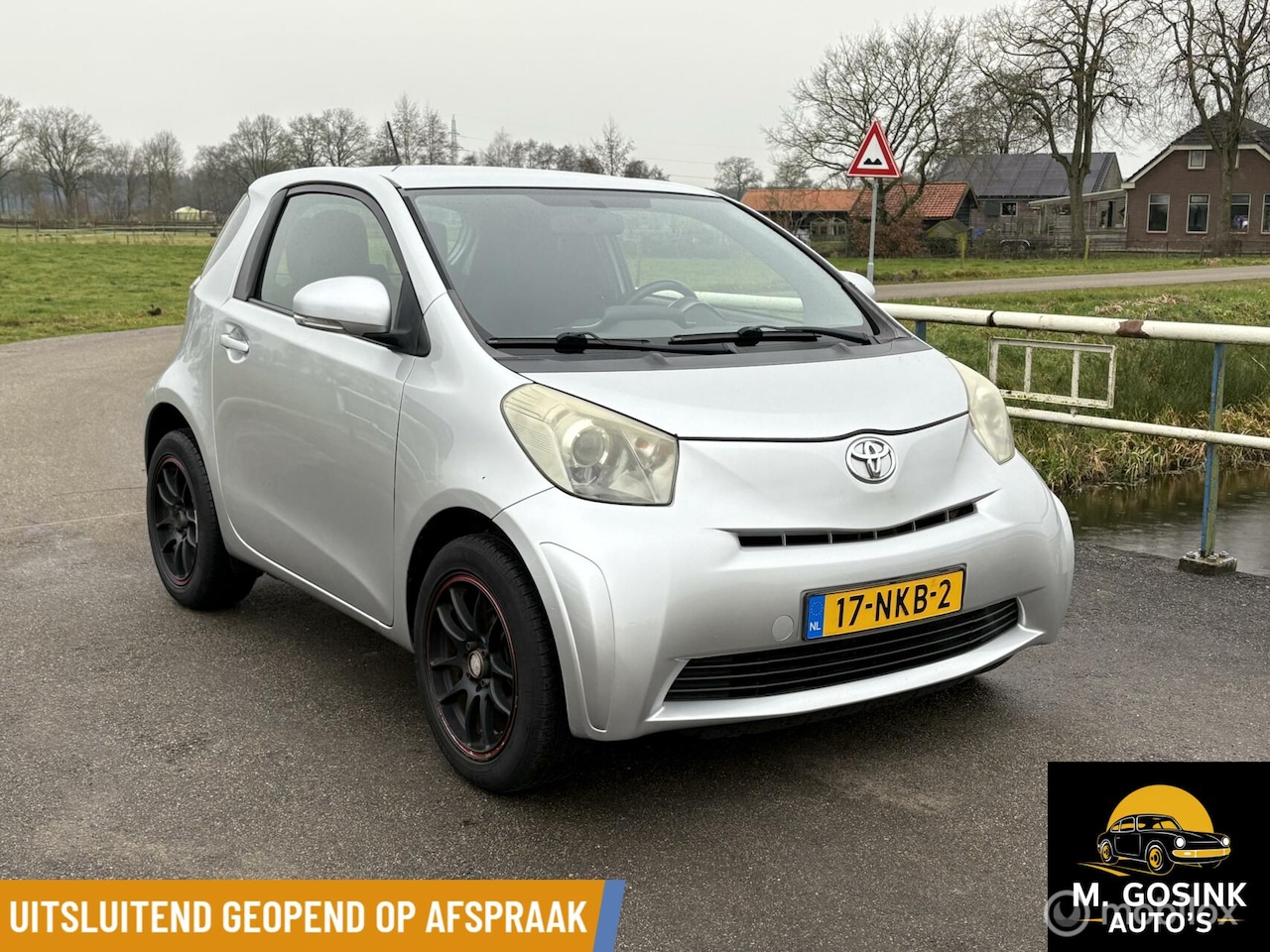 Toyota iQ - 1.0 VVTi Comfort 1.0 VVTi Comfort - AutoWereld.nl