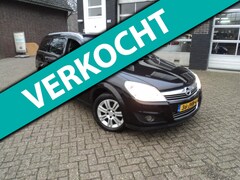 Opel Astra Wagon - 1.6 Cosmo Stoelverwarming Trekhaak Leren bekleding