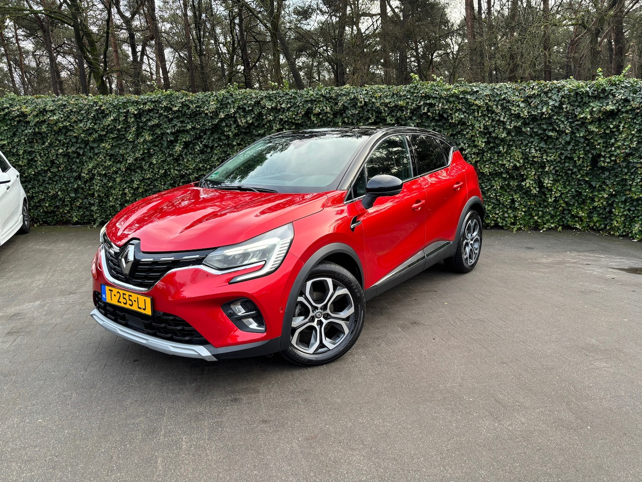 Renault Captur - 1.3 TCe 140 Intens | Schuifdak | Camera | Navi | LED | Keyless - AutoWereld.nl