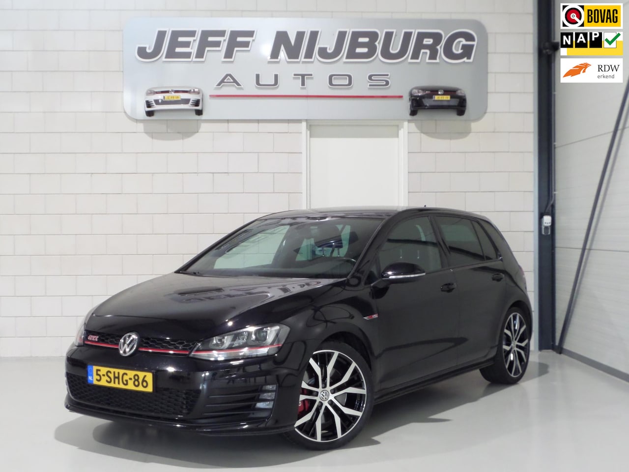 Volkswagen Golf - 2.0 TSI GTI Performance "Origineel NL!" Dynaudio Xenon-LED Navigatie 19", van 3e eigenaar - AutoWereld.nl