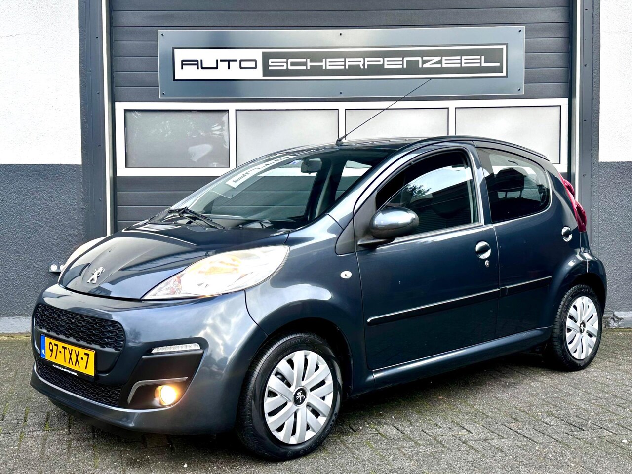 Peugeot 107 - 1.0 Active I AIRCO I ELEK.PAKKET I CV + AB I NL AUTO - AutoWereld.nl