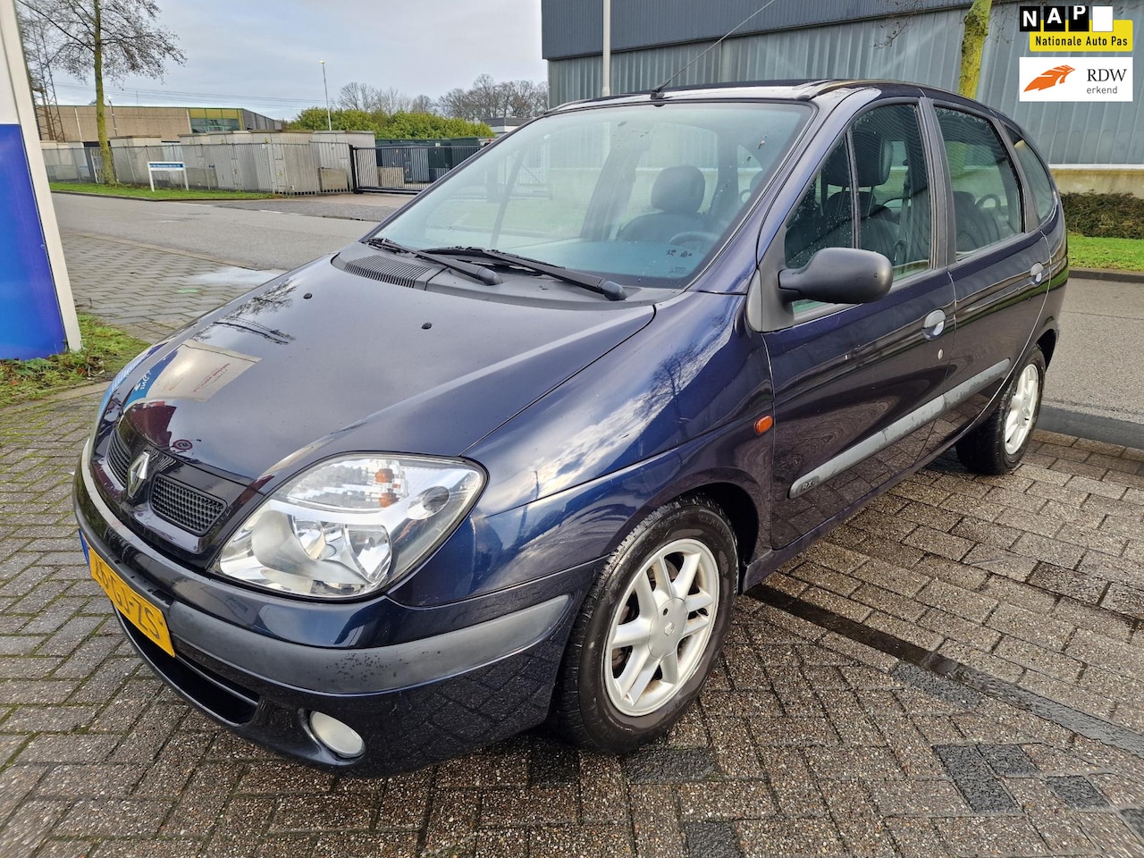 Renault Scénic - 2.0-16V RXI 2.0-16V RXI, Automaat, Nieuwe Apk, Nap, Inruil mogelijk. - AutoWereld.nl