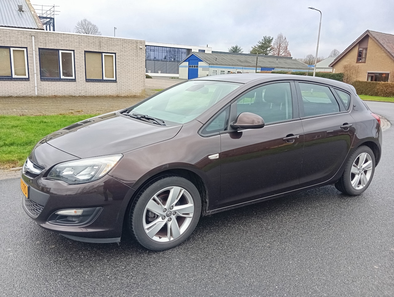 Opel Astra - 1.4 Turbo Berlin Lichtmetalen velgen , trekhaak - AutoWereld.nl