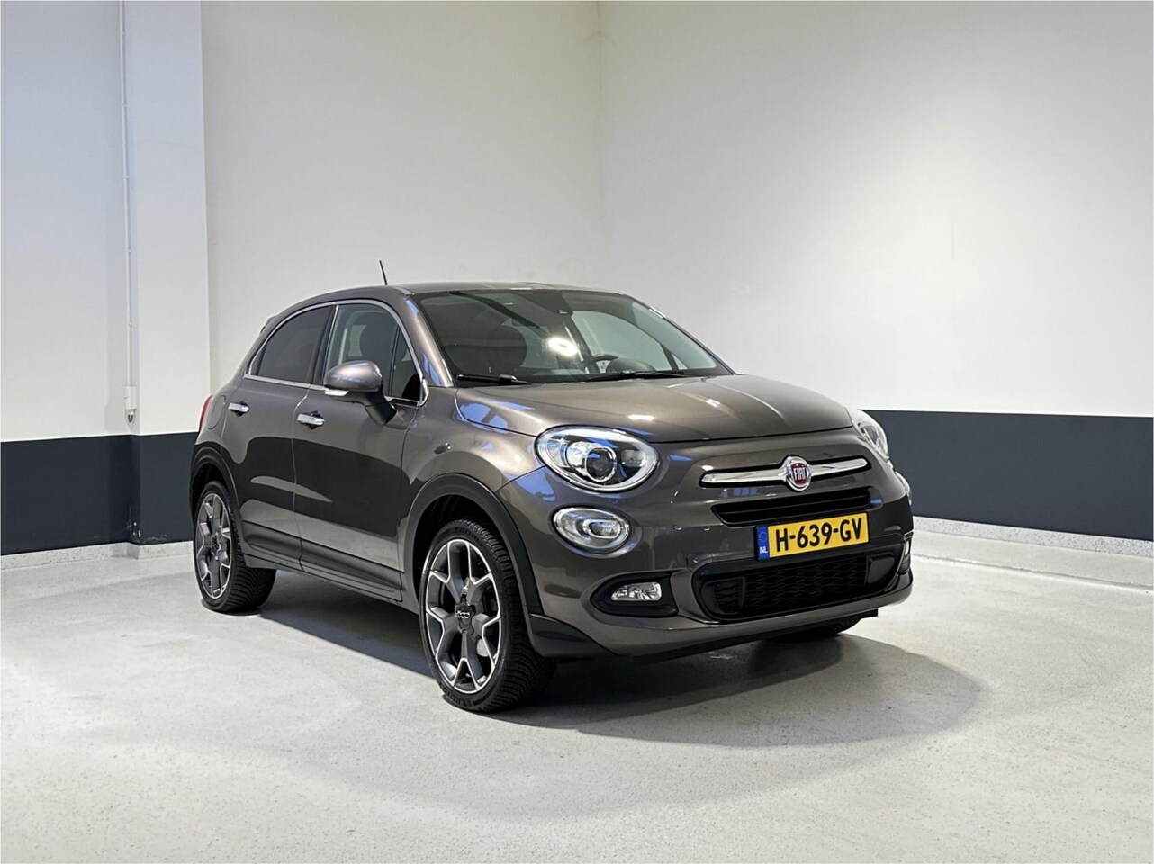 Fiat 500 X - 1.4 Turbo MultiAir Lounge | Camera | Navi | PDC | Uconnect | - AutoWereld.nl