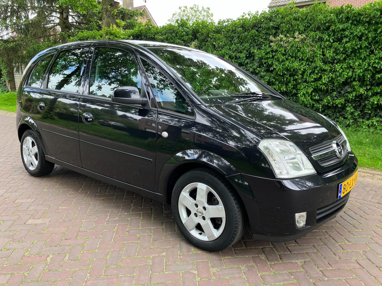 Opel Meriva - 1.8-16V Cosmo MET AIRCO.NAVIGATIE ELEC. RAMEN EN MEER! - AutoWereld.nl