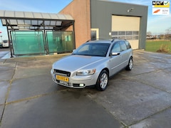 Volvo V50 - 2.5 T5 AWD Summum