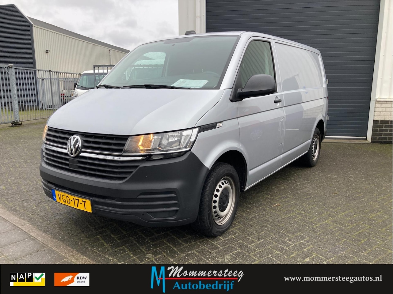 Volkswagen Transporter - 2.0 TDI L1H1 Nw type Airco/Cruise Euro 6 - AutoWereld.nl