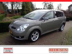 Toyota Corolla Verso - 1.8 VVT-I 5p Luna-17inch-carplay-trekhaak > bij specialist met 12 mnd garantie