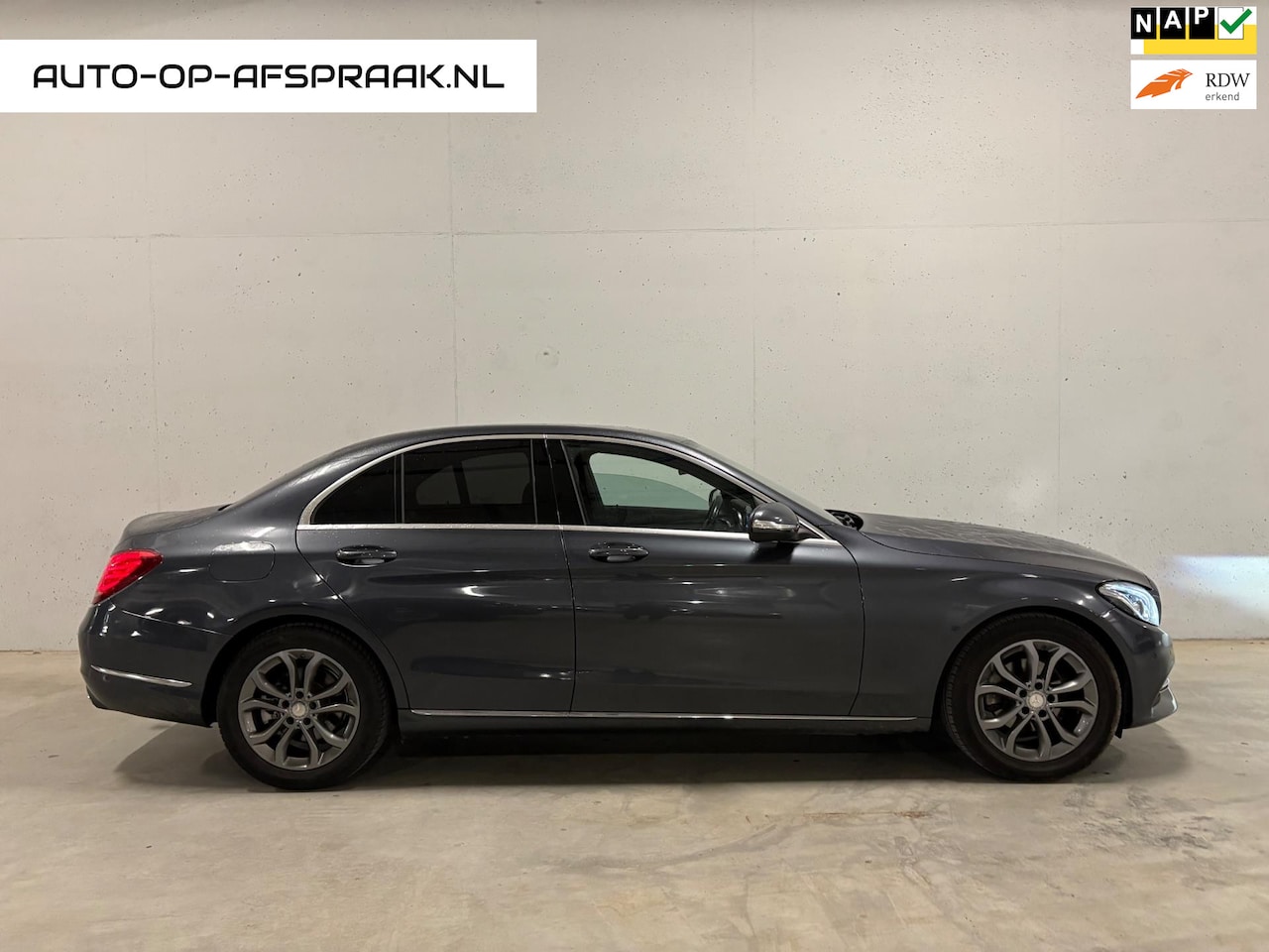 Mercedes-Benz C-klasse - 180 AMG Automaat Navi - AutoWereld.nl